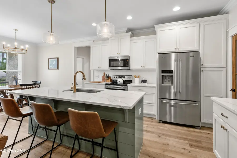 214 White Oaks Boulevard, Southport, FL 32409 - #2