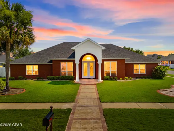 121 Cottonwood Circle, Lynn Haven, FL 32444