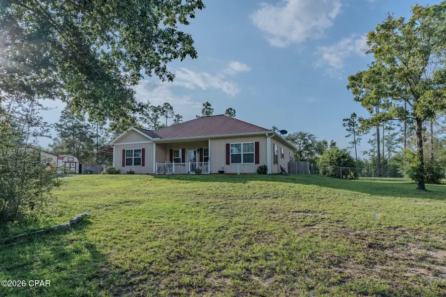 819 Ashley Circle, Alford, FL 32420 - #3