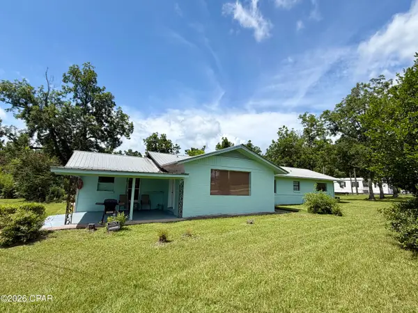 3879 Old Cottondale Road, Marianna, FL 32448