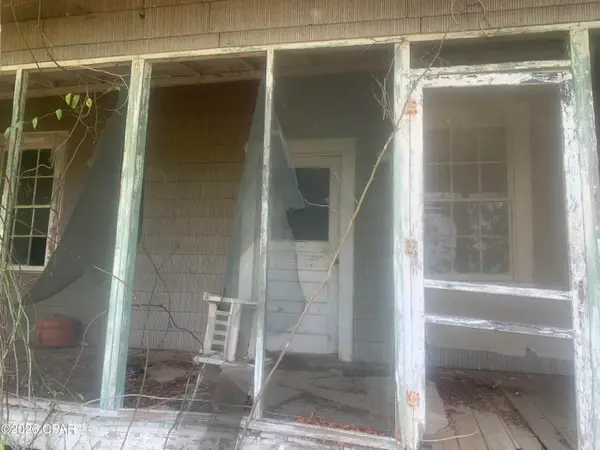 8390 Aci Drive, Sneads, FL 32460