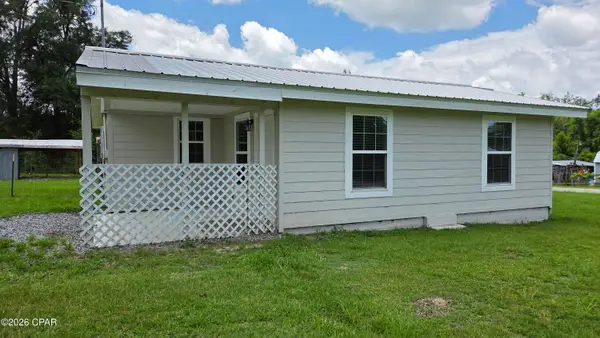 4895 Old Spanish Trail, Marianna, FL 32448
