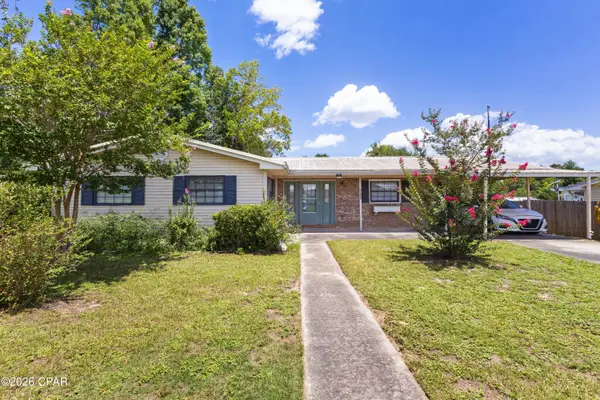 1804 Ulmer Lane, Chipley, FL 32428