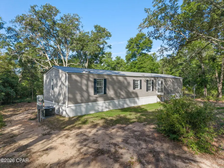 3382 Lakeshore Drive, Chipley, FL 32428 - #2