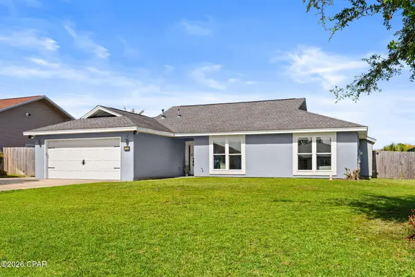 1542 Blue Grass Lane, Lynn Haven, FL 32444
