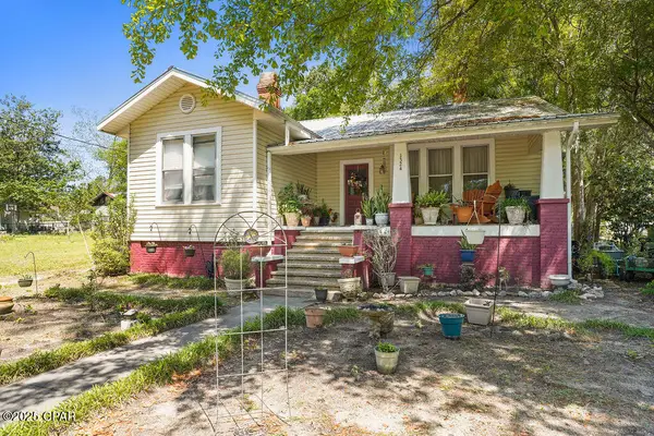 1324 Coggin Avenue, Chipley, FL 32428