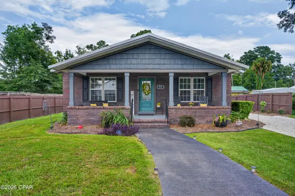717 Sinclair Street, Chipley, FL 32428