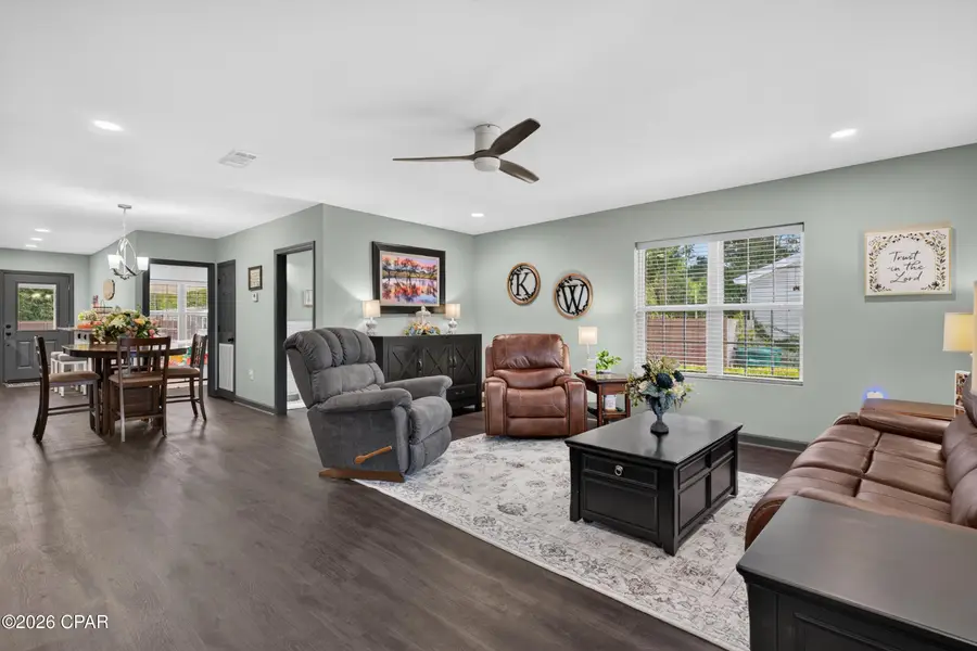 717 Sinclair Street, Chipley, FL 32428 - #3