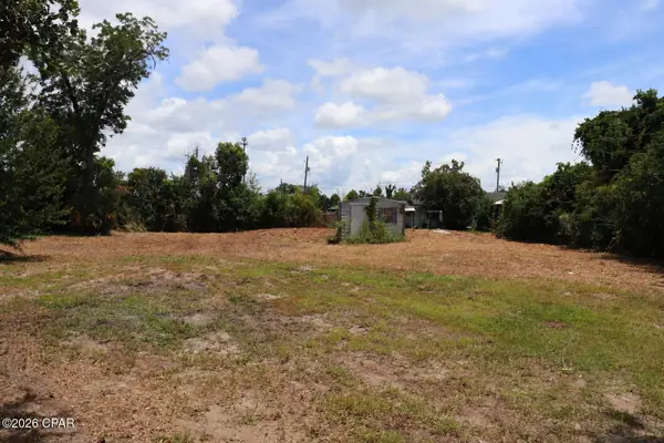 3030 Headland Avenue, Panama City, FL 32405