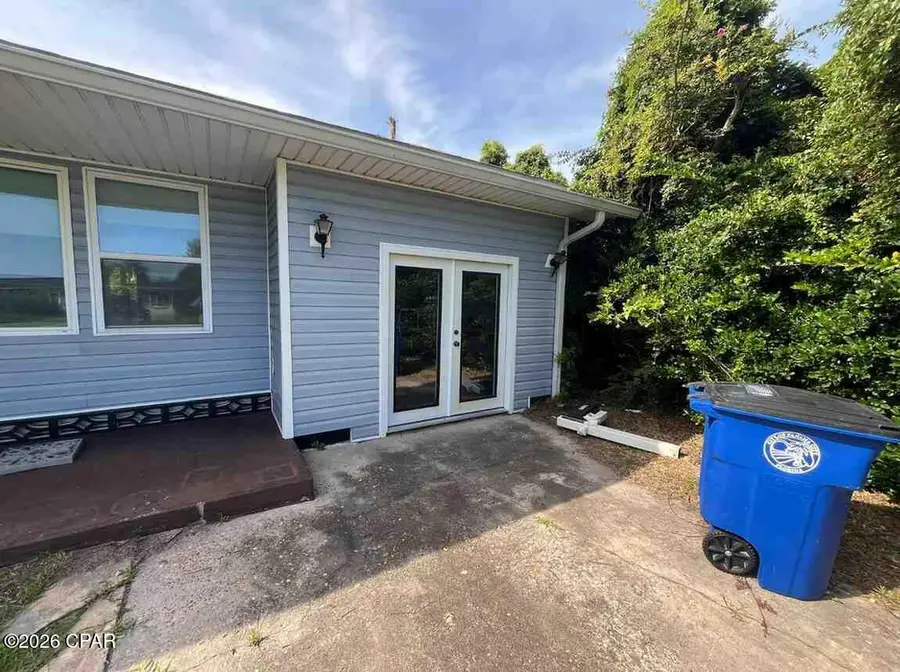 901 E 2nd Place, Panama City, FL 32401 - #3