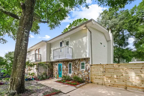956 Mcfarlan Avenue, Fort Walton Beach, FL 32547