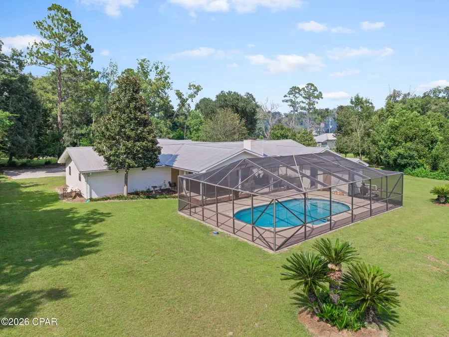 620 4th Street, Chipley, FL 32428 - #2