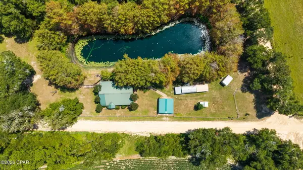 5714 Concord Road, Bascom, FL 32423