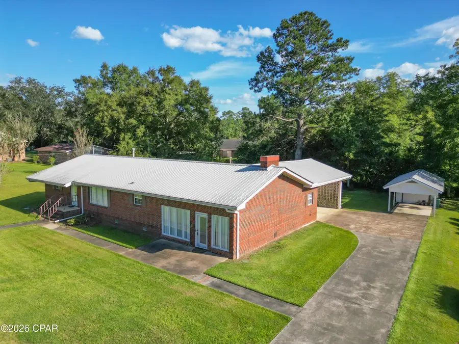 1109 11th Avenue, Graceville, FL 32440 - #2