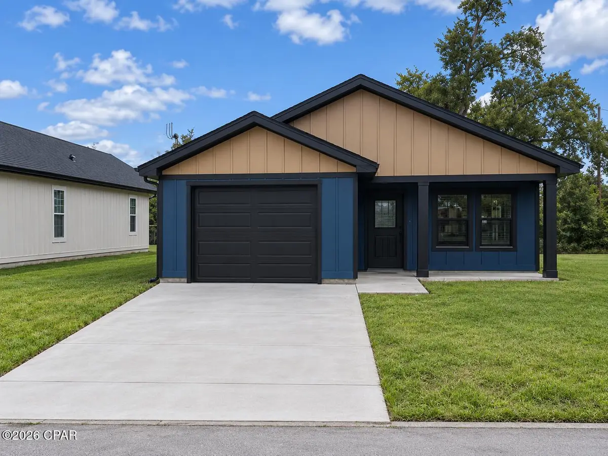 609 Maple Avenue, Panama City, FL 32401 - #1