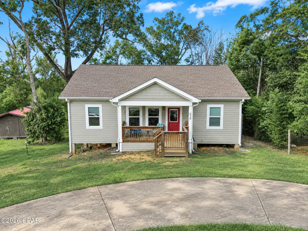 656 S Main Street, Chattahoochee, FL 32324 - #1