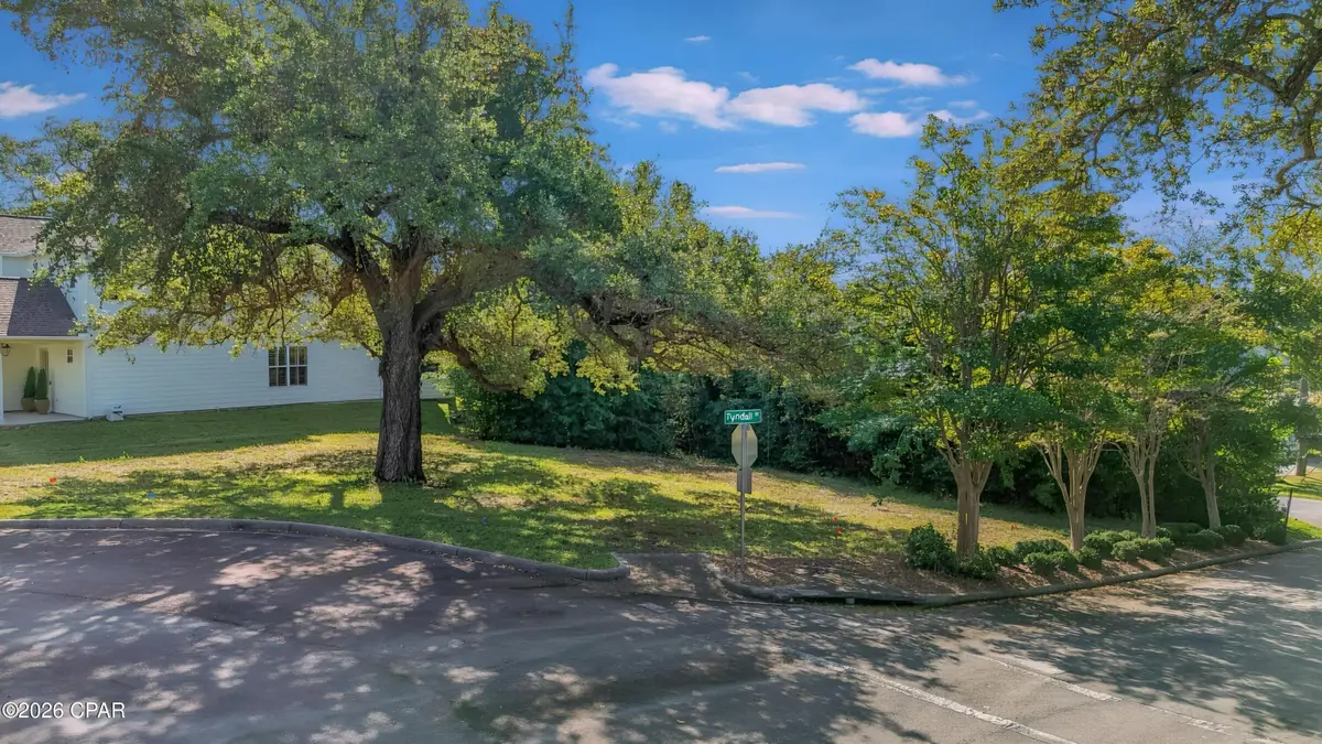 1150 Cove Pointe Drive, Panama City, FL 32401 - #1