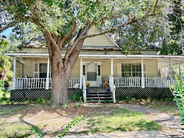 5364 Brown Street, Graceville, FL 32440