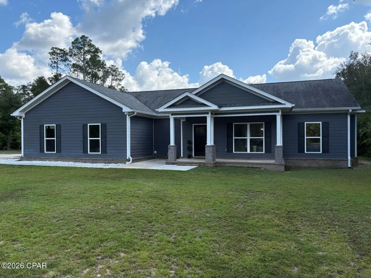 2535 Wood Avenue, Alford, FL 32420 - #1