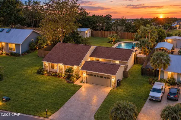 168 Derby Woods Drive, Lynn Haven, FL 32444
