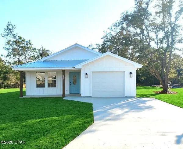 2143 Sunny Hills Boulevard, Chipley, FL 32428