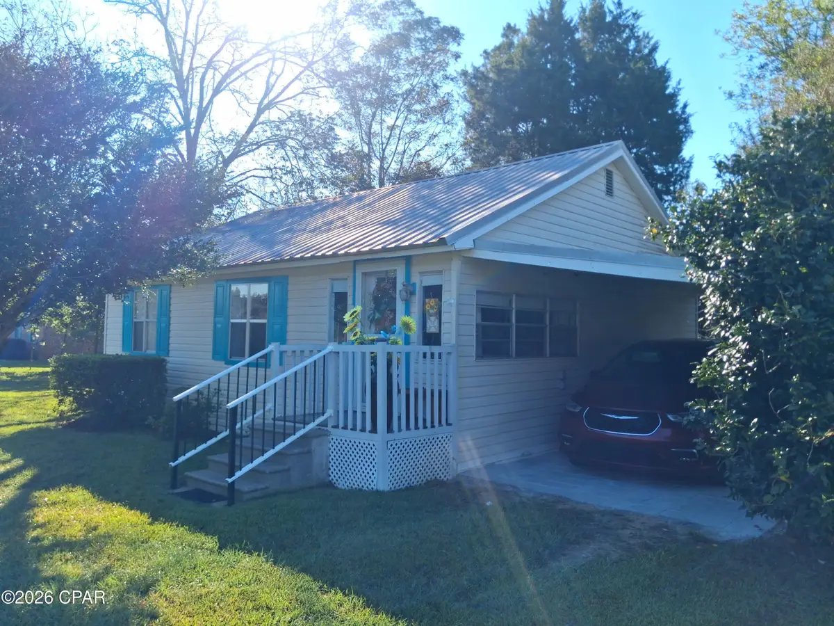 1065 1st Avenue, Graceville, FL 32440 - #1