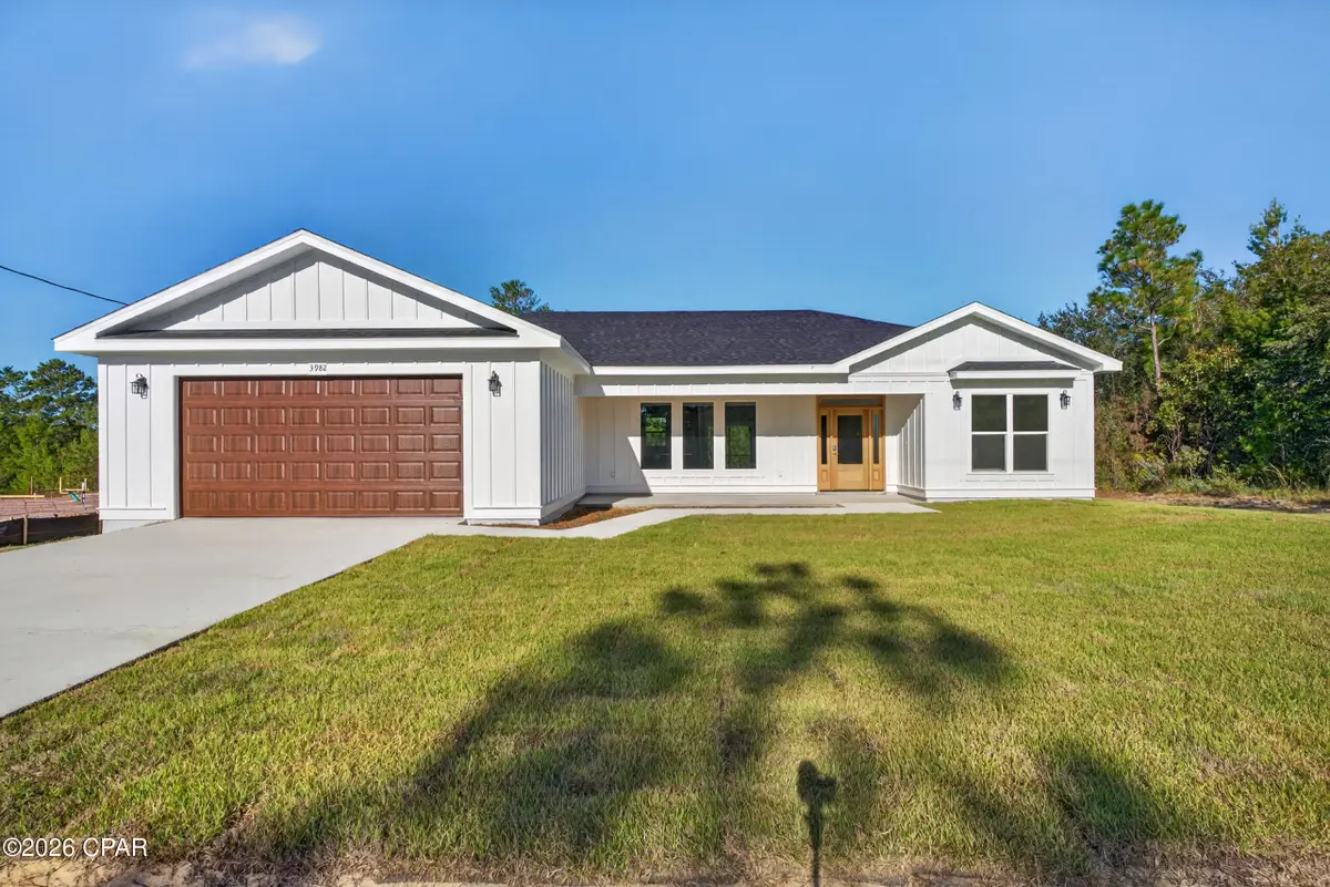 3982 Horizon Avenue, Chipley, FL 32428 - #1
