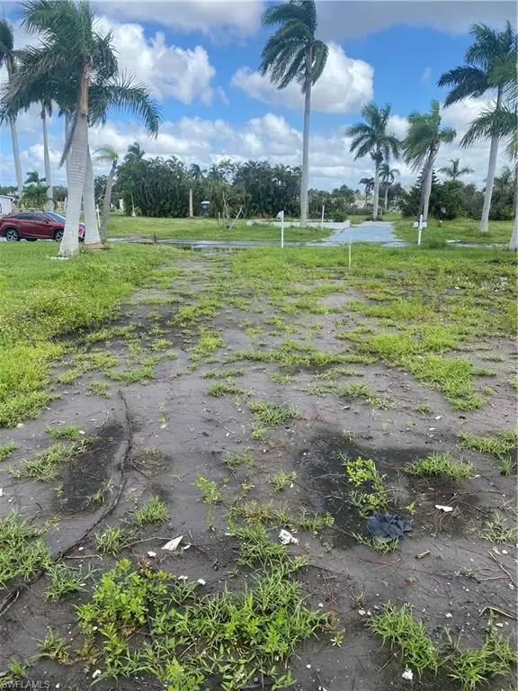 84 Birch Blvd, Fort Myers, FL 33908 - #1