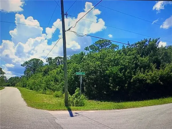 245 Silver Ave, LAKE PLACID, FL 33852