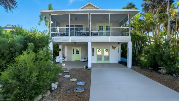 364 Connecticut St, FORT MYERS BEACH, FL 33931