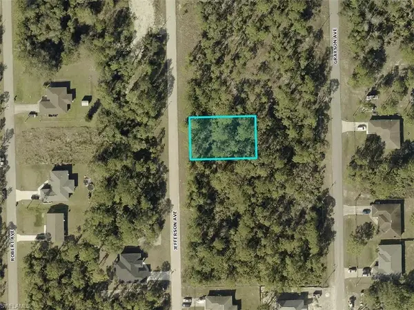 2012 Jefferson Ave, ALVA, FL 33920