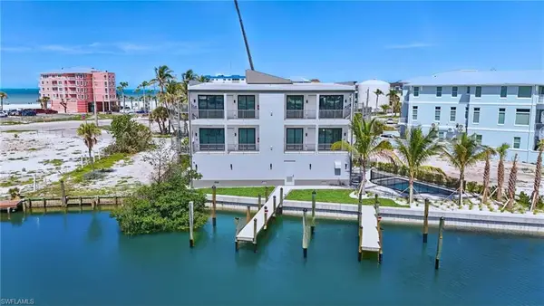 855 Lagoon St #2, FORT MYERS BEACH, FL 33931