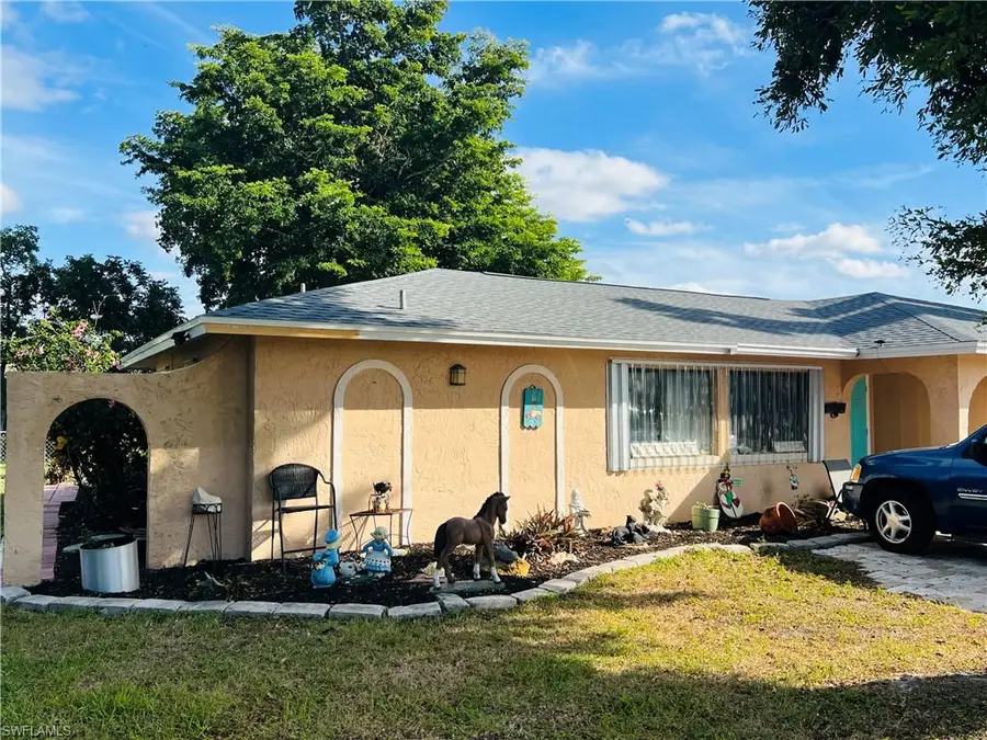 6986 Scarboro Dr, Fort Myers, FL 33919 - #3