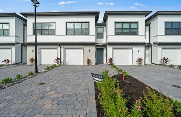 27900 Radiant Ct, BONITA SPRINGS, FL 34135