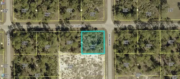 4204 13th St, LEHIGH ACRES, FL 33972