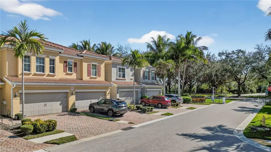 12617 Laurel Cove Dr, Fort Myers, FL 33913 - Image #3