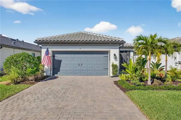 20564 Pebble Glen Dr, ESTERO, FL 33928