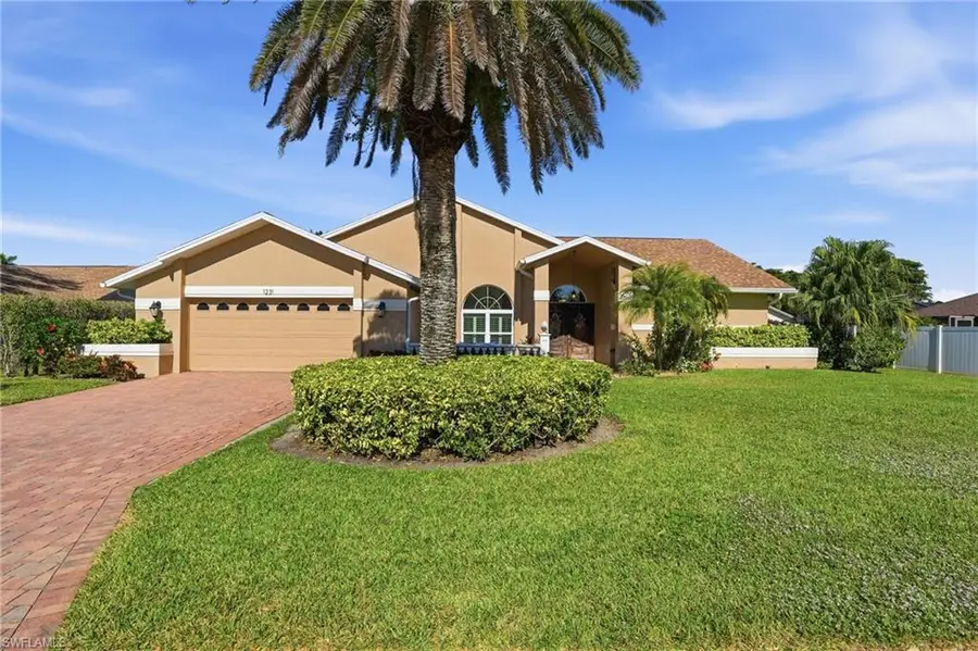 1231 Westfield Dr, Fort Myers, FL 33919 - Image #2