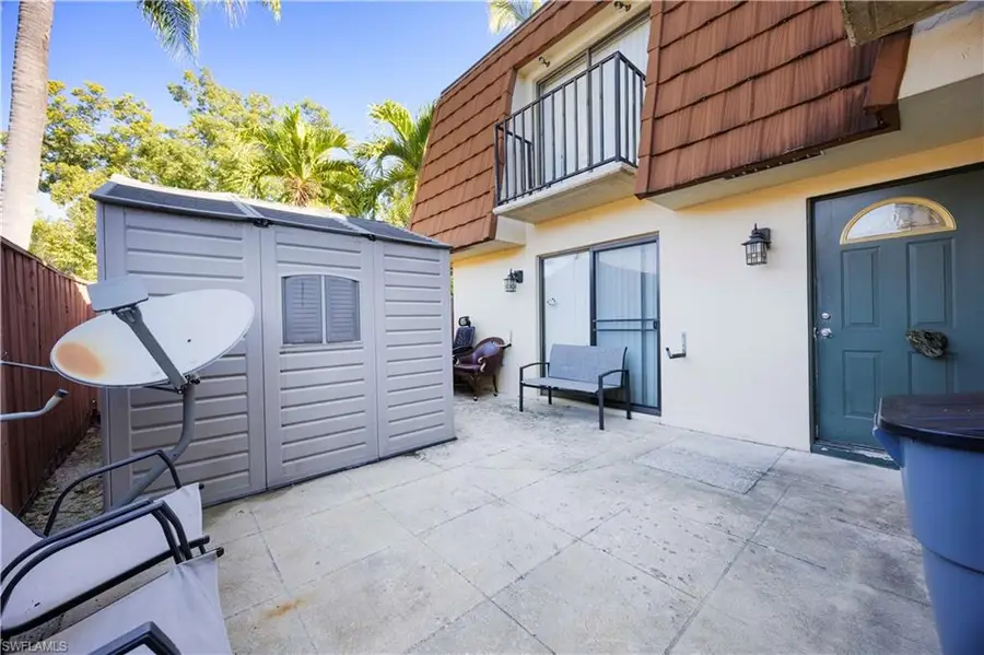 5214 Cedarbend Dr #1, Fort Myers, FL 33919 - Image #2