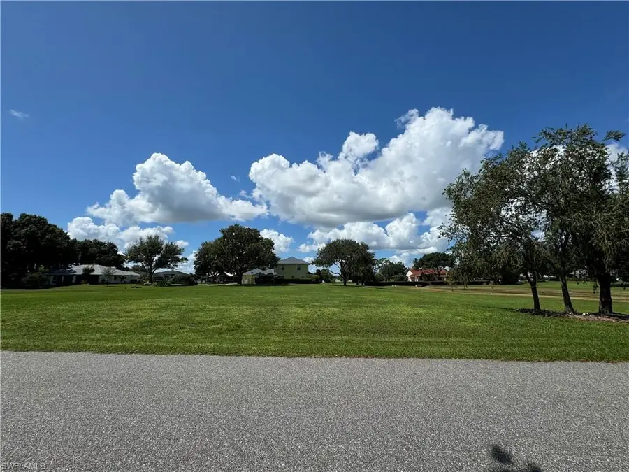 13 Meadowlake Cir S, Lake Placid, FL 33852 - #3