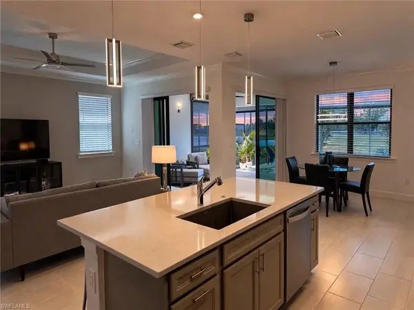 25594 Shoreline Gaze Dr, BONITA SPRINGS, FL 34135