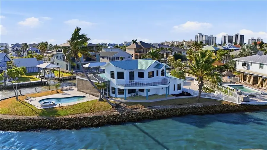 266 Curlew St, Fort Myers Beach, FL 33931 - Image #2