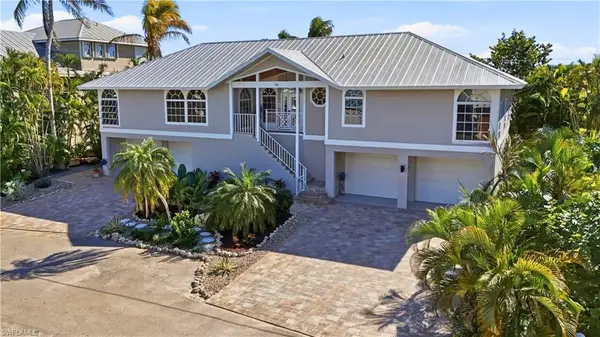 56 Fairview Blvd, FORT MYERS BEACH, FL 33931
