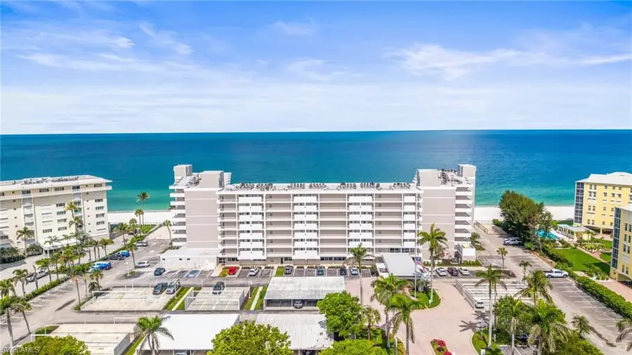 3443 Gulf Shore Blvd N #713, Naples, FL 34103 - #3