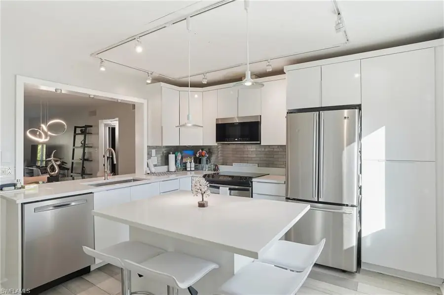 2828 Jackson St #H6, Fort Myers, FL 33901 - Image #3