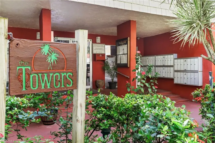 2366 E. Mall Dr #Apt. 101, Fort Myers, FL 33901 - #2