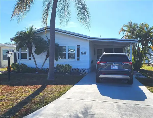 10390 Wales Loop, BONITA SPRINGS, FL 34135
