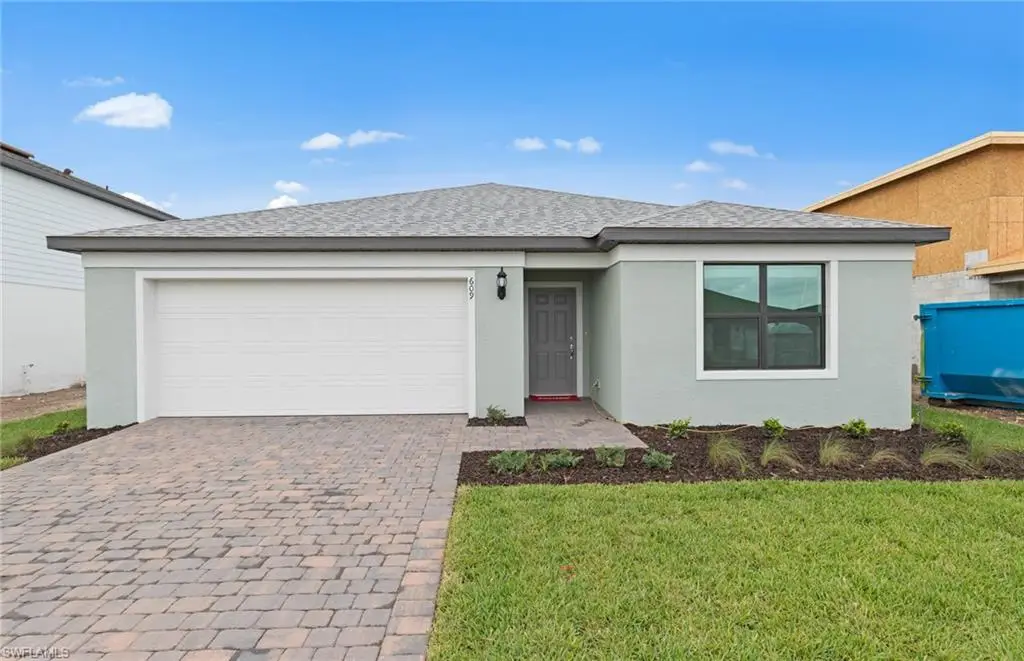 609 Oasis Lake Pl, Lehigh Acres, FL 33936 - #1