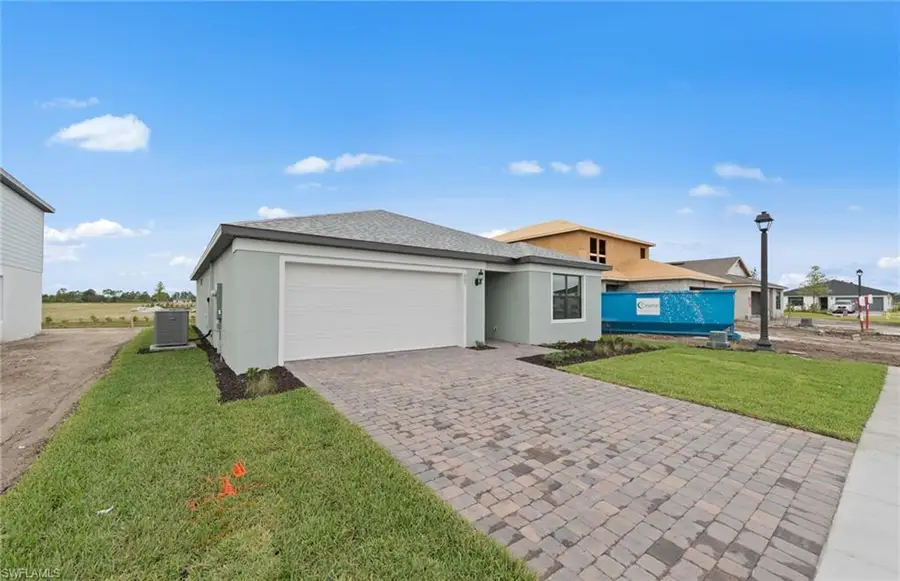 609 Oasis Lake Pl, Lehigh Acres, FL 33936 - #2