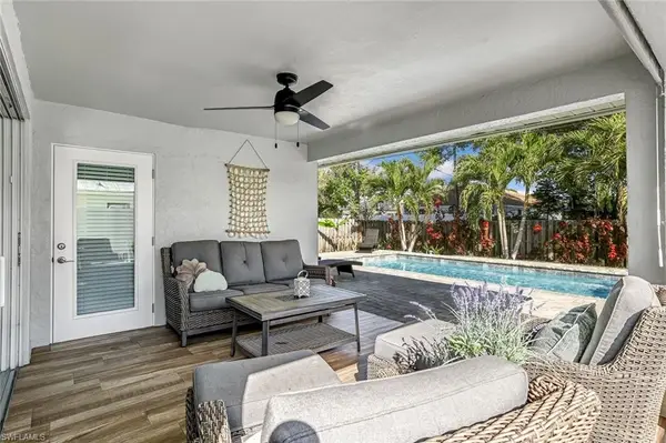 737 91st Ave N, NAPLES, FL 34108